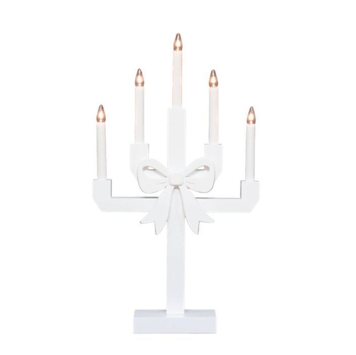 Kerstin Weiß Von Pixie Design - Kerstin ist ein dekorativer Kerzenst&auml;nder aus Holz, wei&szlig; lackiert und mit einer gro&szlig;en Schleife verziert, die ihm einen charmanten und verspielten Ausdruck verleiht.