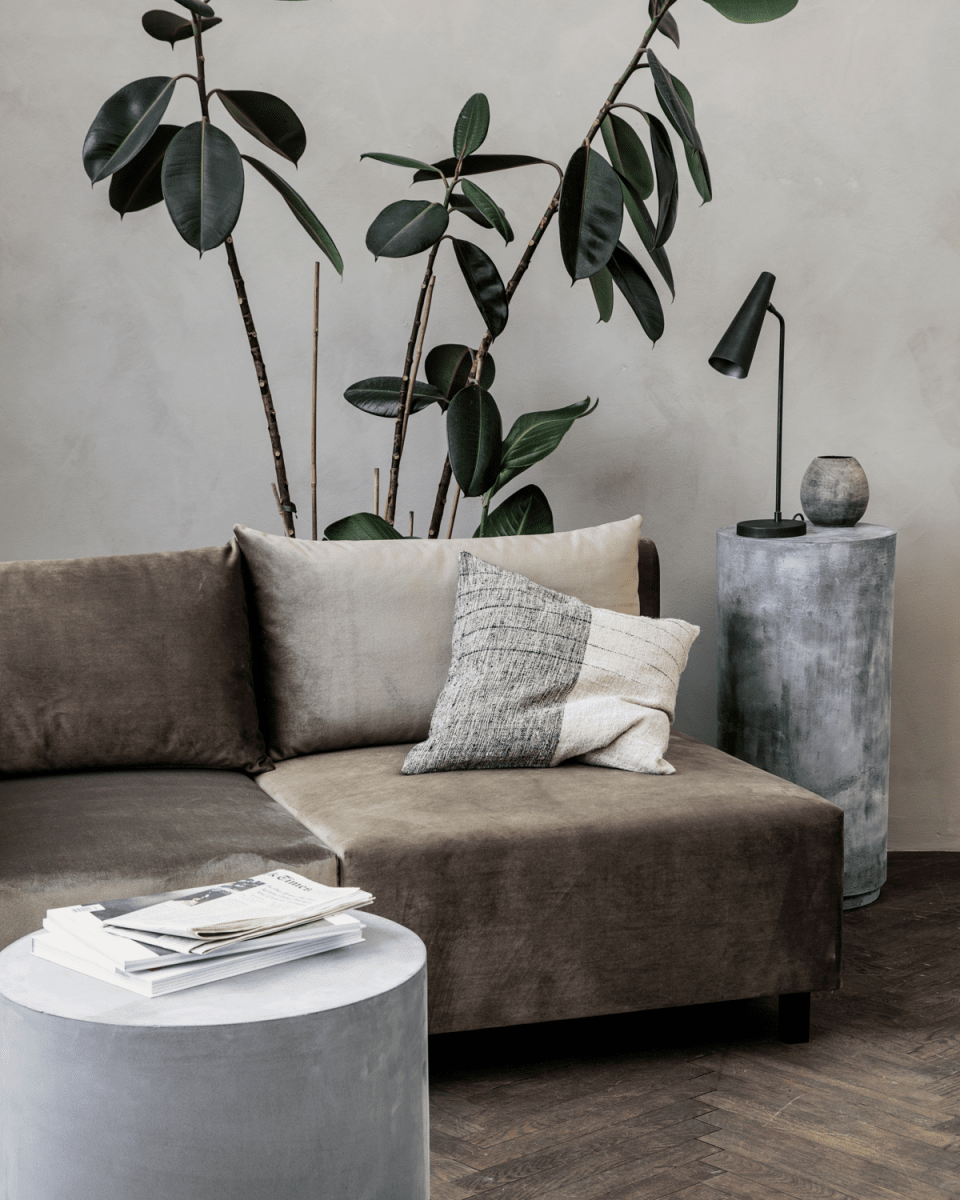 Precise 52cm Mattschwarz schreibtischlampe Von House Doctor - Die Tischlampe Precise hat eine matte schwarze Farbe, die in jedes Zuhause passt, unabhängig vom Einrichtungsstil.