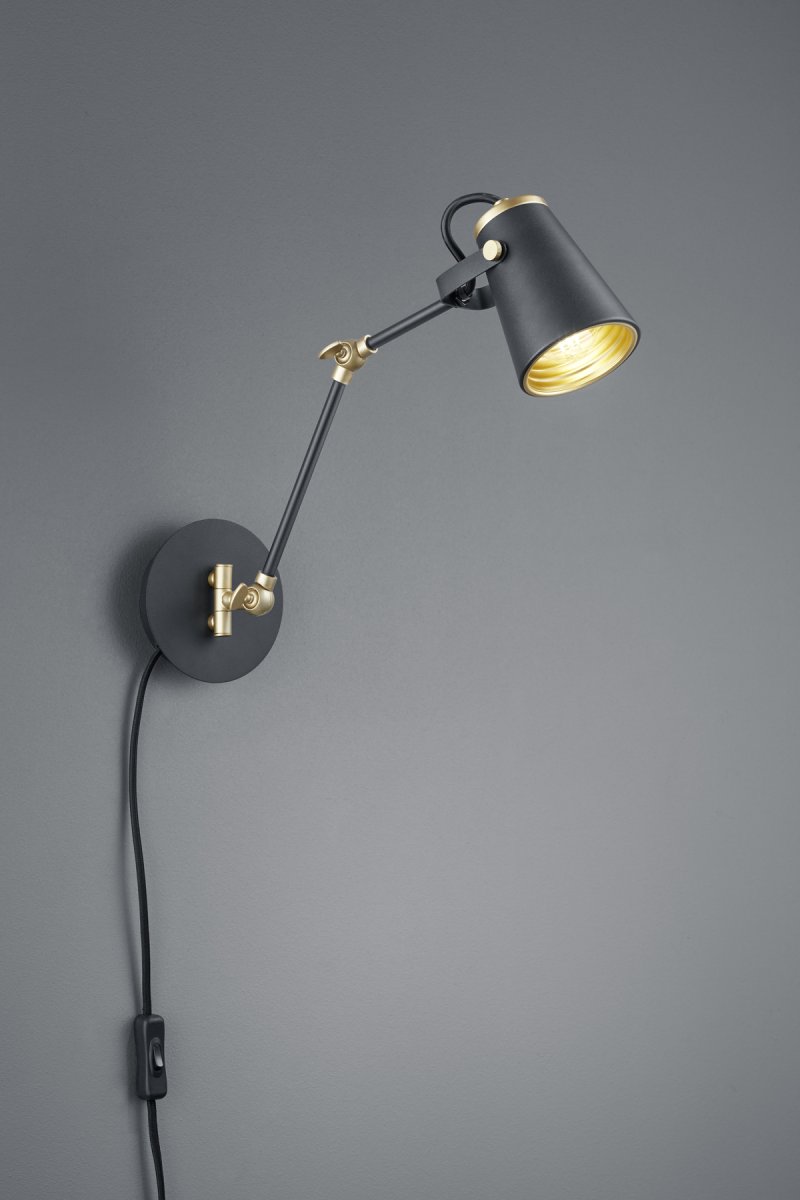 Edward 50cm Schwarz wandlampe Von Trio Lighting - Durch die flexible FLEXconnect-Funktion kann die Leuchte wahlweise mit Kabel, Steckernetzteil und Schalter oder direkt an der Wand montiert werden.
