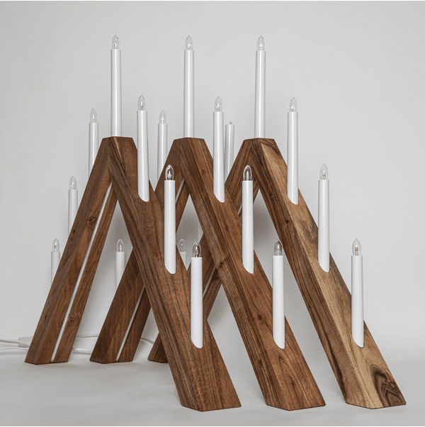 Acca Holz Von Star Trading - Der Adventskerzenst&auml;nder verf&uuml;gt &uuml;ber 7 LED-Lichter, die ein wundersch&ouml;nes Licht verbreiten.