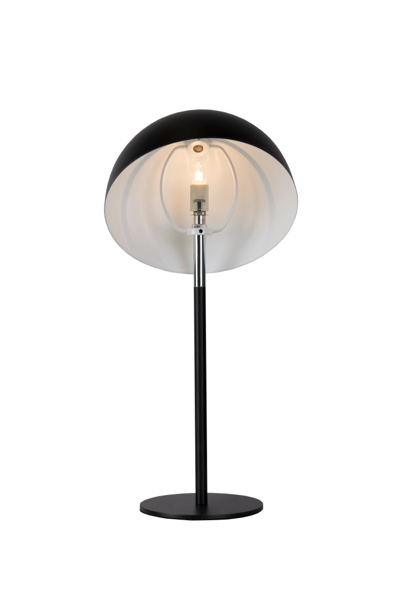 Icon 36cm Schwarz tischlampe Von Globen Lighting - Tischlampe mit mattschwarz lackiertem Metallschirm und -fuß mit Chromdetails.
