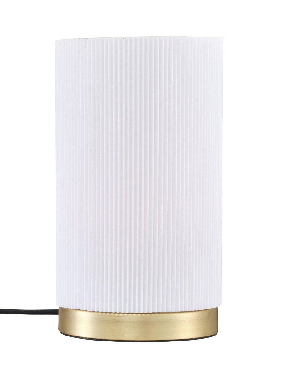 Dora 25cm Weiß tischlampe Von PR Home - Stilvolle Tischleuchte mit festem Lampenschirm aus plissiertem Polyester und Baumwolle.