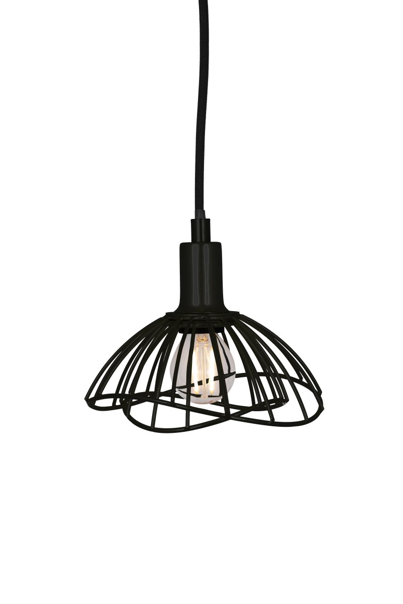 Ray Ø16 Schwarz fensterlampe Von Globen Lighting - Die Leuchte wird mit einem 350 cm langen Textilkabel mit Schalter und Stecker geliefert.