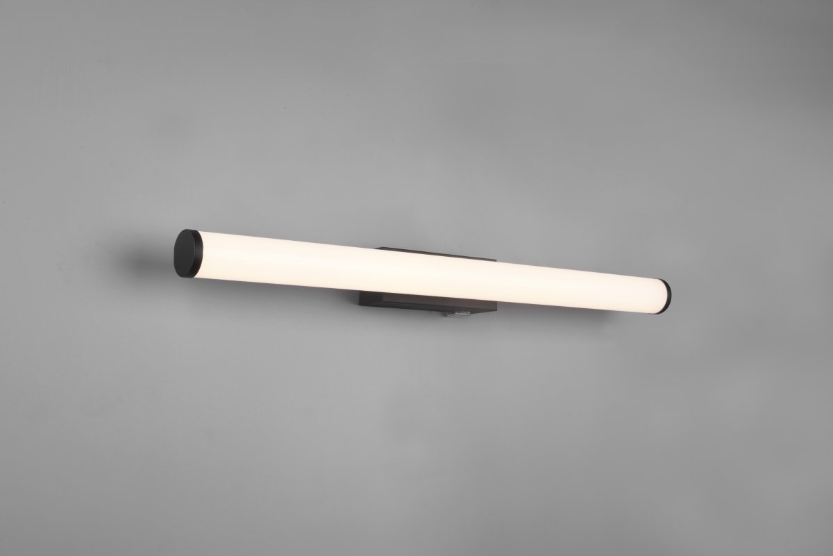 Mattimo 60cm Schwarz badezimmerlampe Von Trio Lighting - Mit ihrem länglichen Design und dem weichen, gleichmäßigen Licht eignet sie sich mit 60 cm ideal für den Einsatz über dem Spiegel.