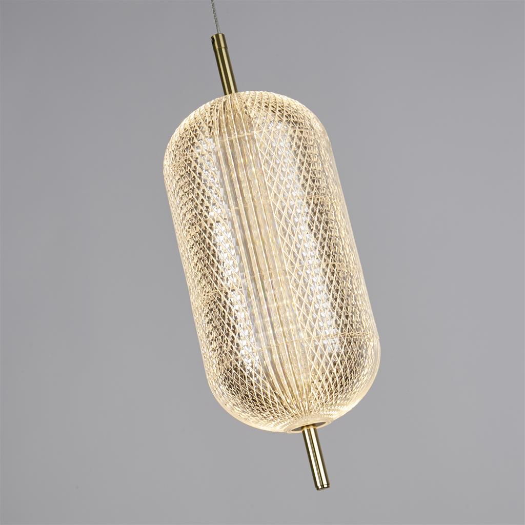 Capsule Ø15 Messing hängelampe Von Searchlight - Capsule ist eine elegante und moderne Pendelleuchte mit Details aus satiniertem Messing und einem Schirm aus Acrylglas, der ein weiches und angenehmes Licht verbreitet.