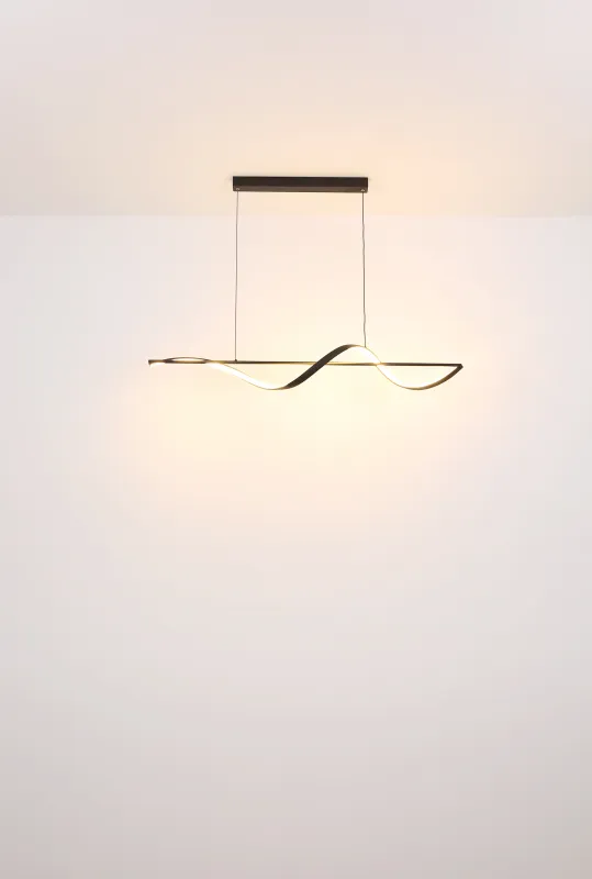 Violino 120cm Schwarz hängelampe Von Globo Lighting - Den svarta PVC-kabeln &auml;r justerbar i h&ouml;jd och kan anpassas individuellt f&ouml;r att passa rummets takh&ouml;jd.