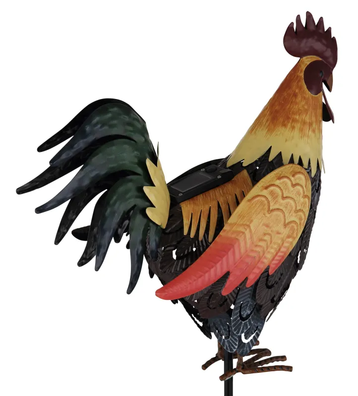 Rooster Mehrfarbig solarleuchte Von Globo Lighting - Den fungerar b&aring;de som en dekorativ detalj och en st&auml;mningsfull ljusk&auml;lla som ger din utomhusmilj&ouml; en hemtrevlig och lantlig karakt&auml;r.