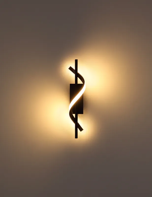 Watkins 47cm Schwarz wandlampe Von Globo Lighting - Watkins v&auml;gglampa &auml;r en stilren och modern belysningsl&ouml;sning som skapar en elegant atmosf&auml;r i ditt hem.