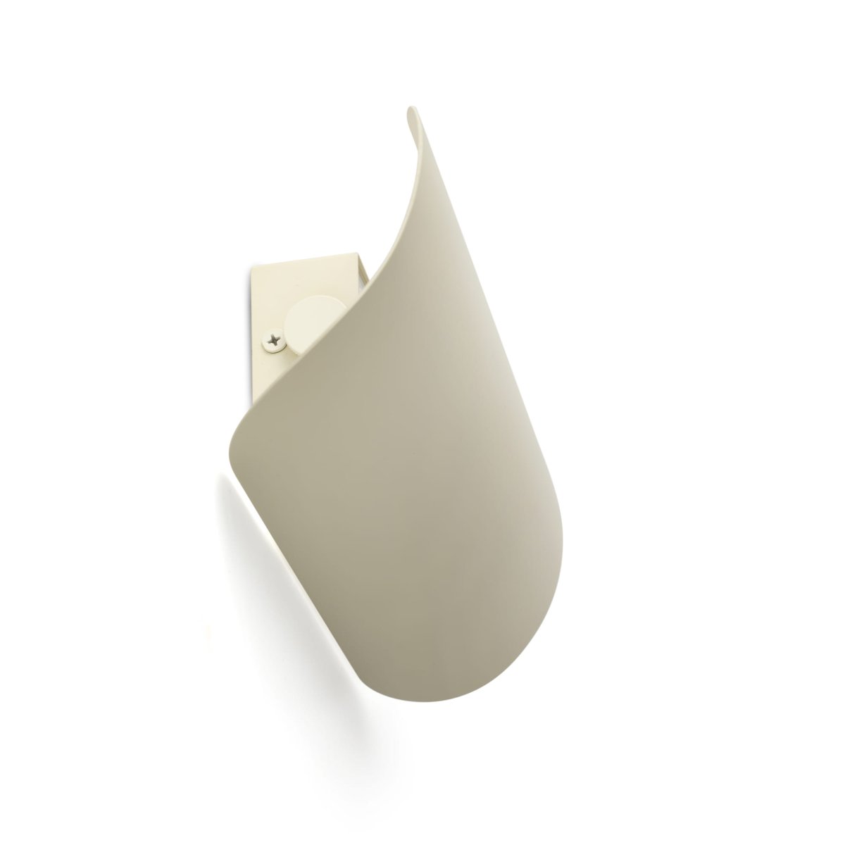 Novo 25cm Beige wandlampe Von Faro Barcelona - Die matte Oberfl&auml;che verleiht der Leuchte einen weichen, warmen Ausdruck, der sowohl in dezente als auch elegante Umgebungen passt.