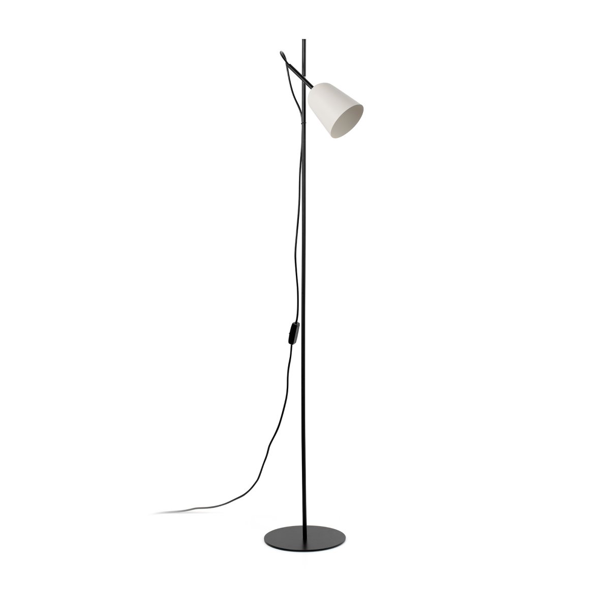 Studio Weiß stehlampe Von Faro Barcelona - Studio ist eine stilvolle Stehleuchte von Nahtrang, inspiriert vom klassischen Design der 1950er Jahre &ndash; zeitlos und doch modern.