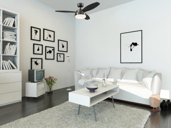 Alloy Ø105 Dunkelgrau Von Westinghouse - Mit drei Wendeflügeln in Schwarz und Graphit und einem Schirm aus opal-milchigem Glas passt sie perfekt in moderne Innenräume.