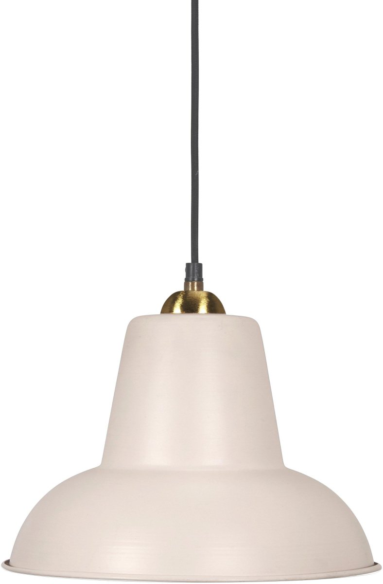 Scottsville Ø30 Rosa hängelampe Von PR Home - Diese Lampen haben eine leicht matte Pulverbeschichtung und sind auf beiden Seiten gleichfarbig.