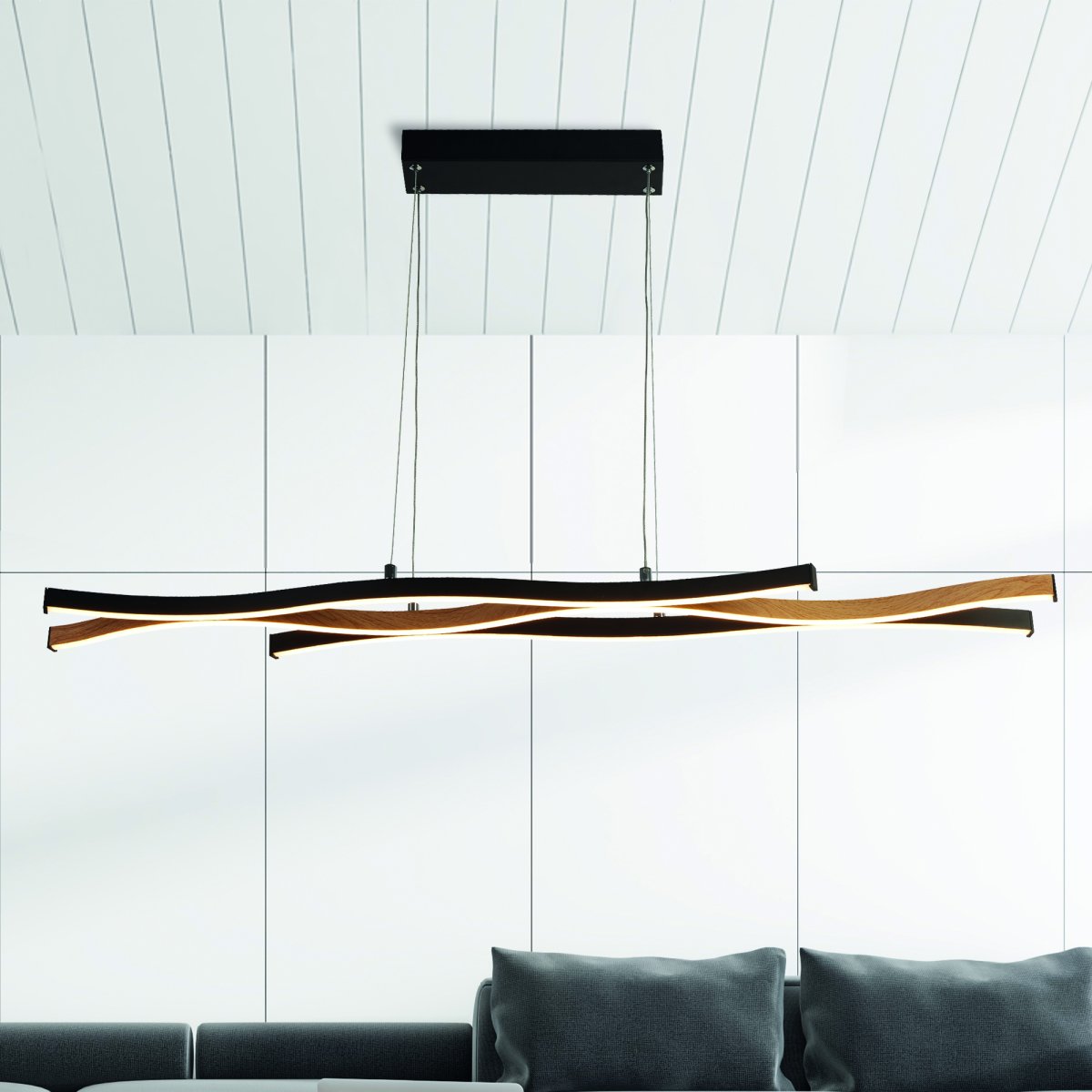 Bloom 108cm Schwarz hängelampe Von Searchlight - Die Bloom-Pendelleuchte aus schwarzem Metall und Holzoptik ist ein beeindruckendes Einrichtungsdetail, das Stil und Funktion vereint und Ihr Wohnzimmer oder Esszimmer aufwertet.