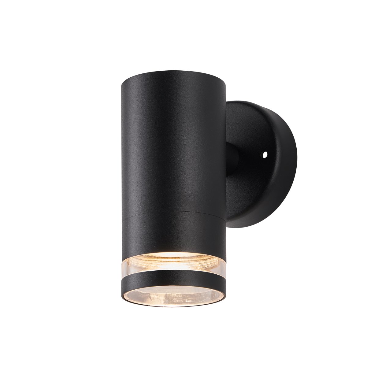 Cylinder Schwarz außenlampe Von Lampan - Lampan lyser fint ner p&aring; v&auml;ggen och skapar en h&auml;rlig atmosf&auml;r.