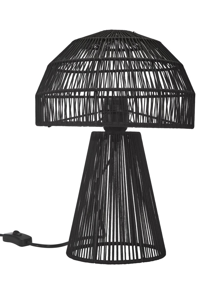 Porcini 37cm Schwarz tischlampe Von PR Home - Die Porcini-Tischlampe ist eine handgefertigte Lampe aus einem Metallrahmen, der von Hand mit glänzendem Garn umwickelt ist, wodurch das Licht fein durch die Fäden gefiltert wird.