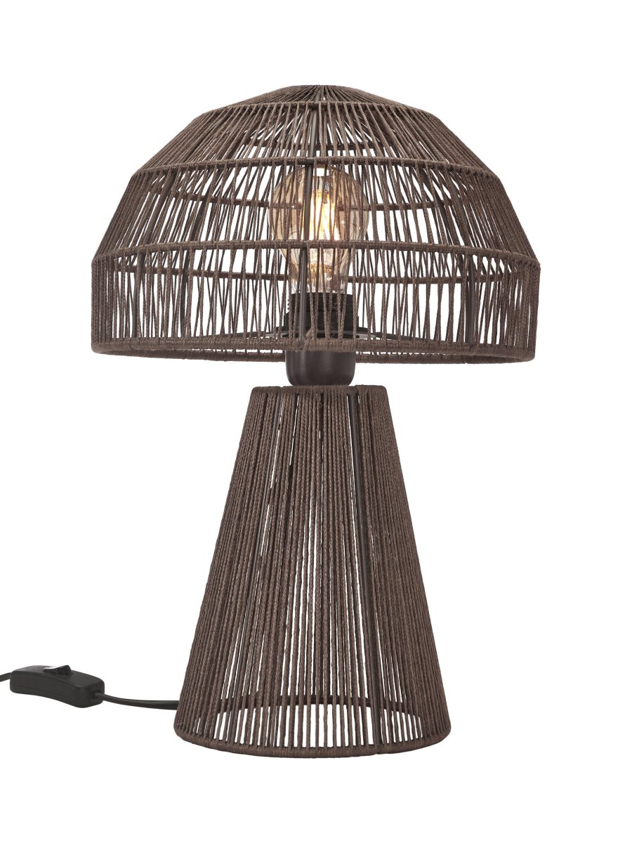Porcini 37cm Braun tischlampe Von PR Home - Die Porcini-Tischlampe ist eine handgefertigte Lampe aus einem Metallrahmen, der von Hand mit glänzendem Garn umwickelt ist, wodurch das Licht fein durch die Fäden gefiltert wird.