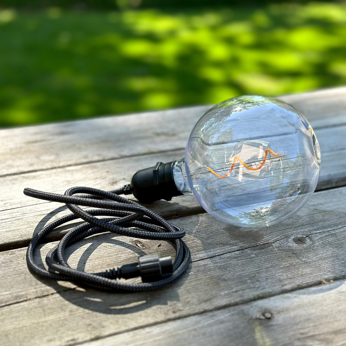 Deco bulb XL Transparent Von Lightson - Sie müssen einen Transformator wählen, der zur Gesamtwattzahl Ihrer Leuchten passt.
