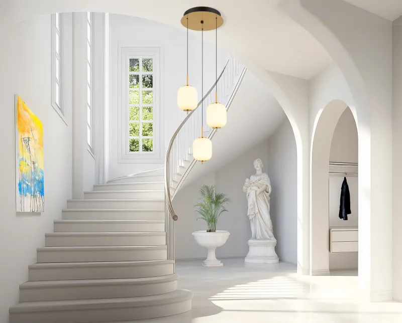 Ewald Ø38 Messing hängelampe Von Globo Lighting - &nbsp;Lampan &auml;r tillverkad av en exklusiv kombination av m&auml;ssing, mattsvart metall och opalglas, vilket ger en sofistikerad och harmonisk k&auml;nsla.