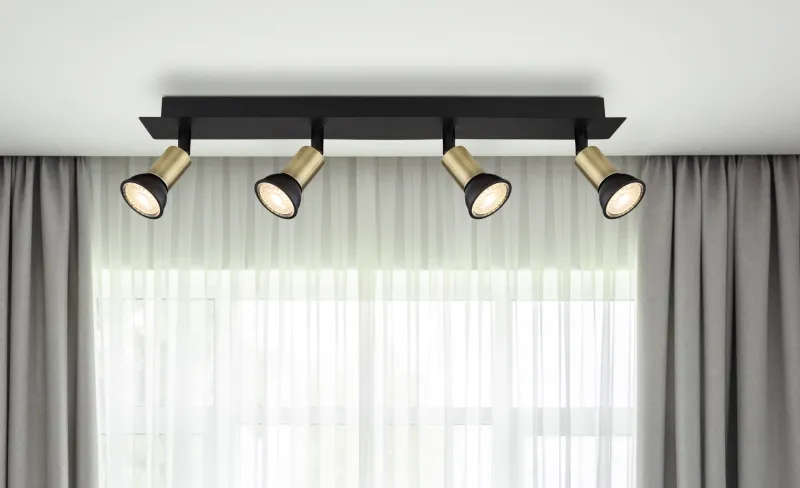 Drew 4 Gold spotlight Von Globo Lighting - Drew &auml;r en stilren takspotlight som imponerar med sin design i mattsvart och guld.