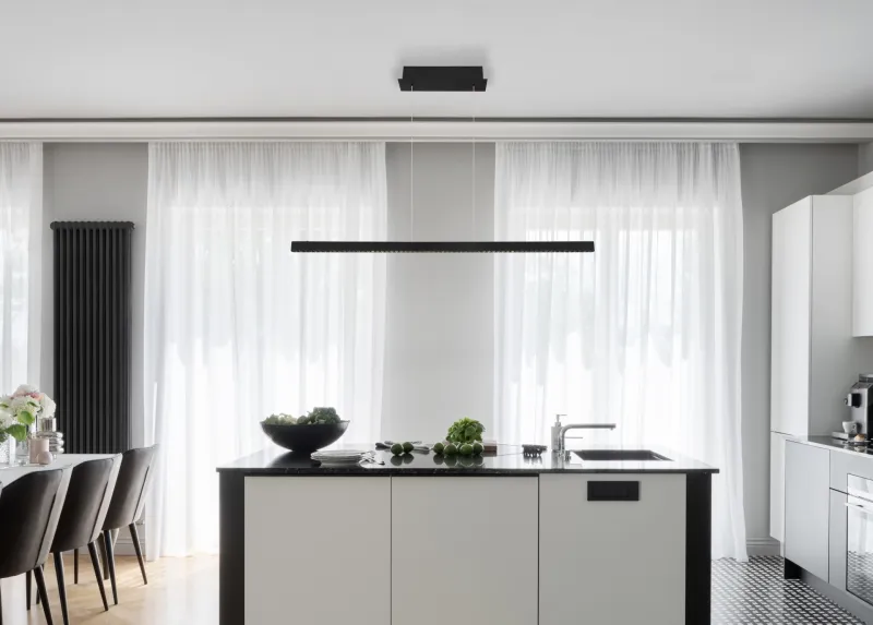 Dentsy 120cm Schwarz hängelampe Von Globo Lighting - Med den smidiga touchknappen f&ouml;r av/p&aring; och den stegl&ouml;sa touchdimmern kan du enkelt justera ljusstyrkan efter &ouml;nskem&aring;l.