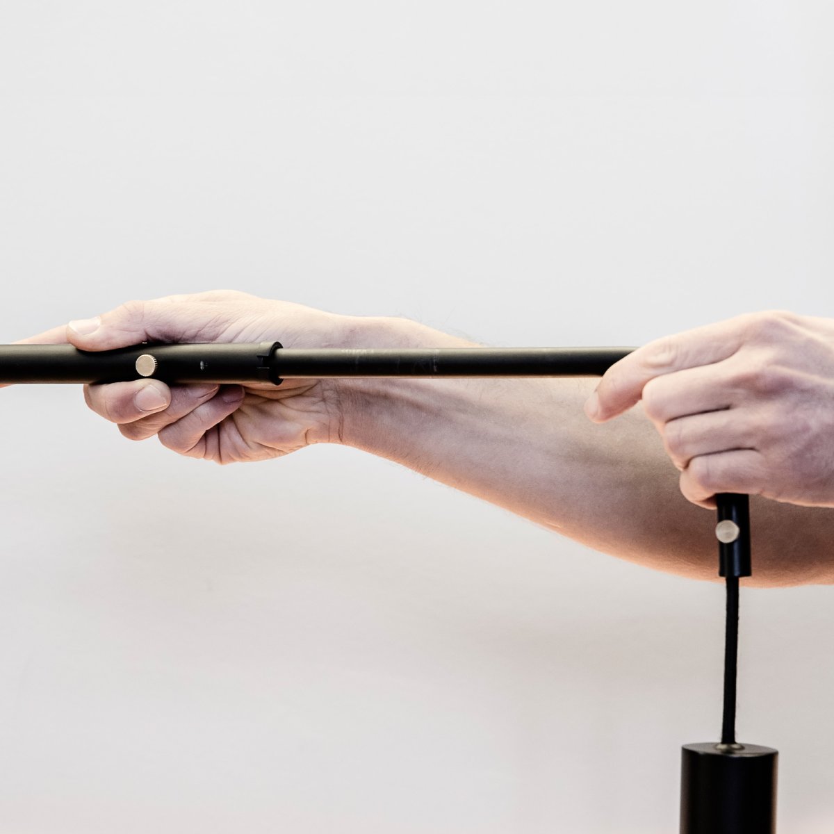 Whizz 70cm Gold wandlampe Von Faro Barcelona - Whizz ist eine Designserie von Christoph Friedrich Wagner, die moderne &Auml;sthetik mit exklusiver Materialauswahl verbindet.