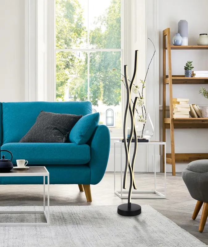 Geronimo Schwarz stehlampe Von Globo Lighting - Der praktische Fu&szlig;schalter am Kabel erm&ouml;glicht ein bequemes Ein- und Ausschalten der Lampe und die gro&szlig;z&uuml;gige Kabell&auml;nge von 180 cm sorgt f&uuml;r Flexibilit&auml;t bei der Platzierung.