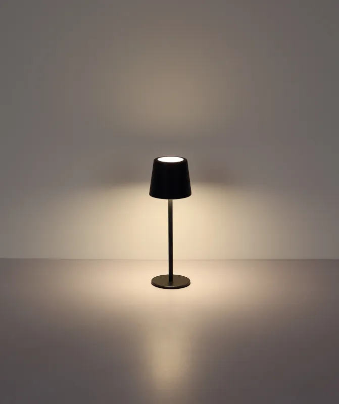 Vancouver 28cm Schwarz tragbare Von Globo Lighting - Dank IP44-Schutzart ist sie zudem spritzwassergeschützt und somit perfekt für den Innen- und Außenbereich geeignet.