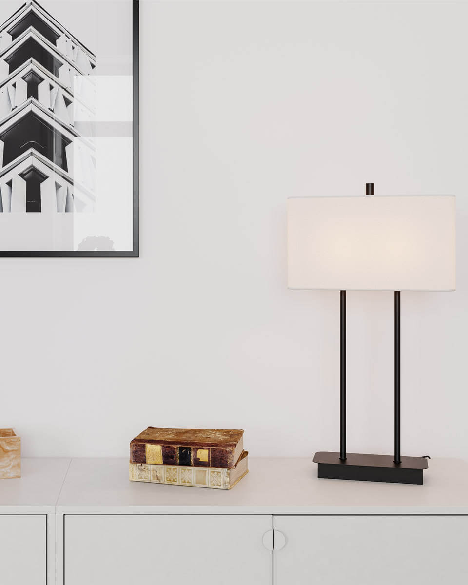 Luton 56cm Schwarz tischlampe Von By Rydéns - Die T-f&ouml;rmige Tischleuchte Luton f&uuml;gt sich harmonisch in jede Einrichtung ein, egal in welchem Raum sie steht.