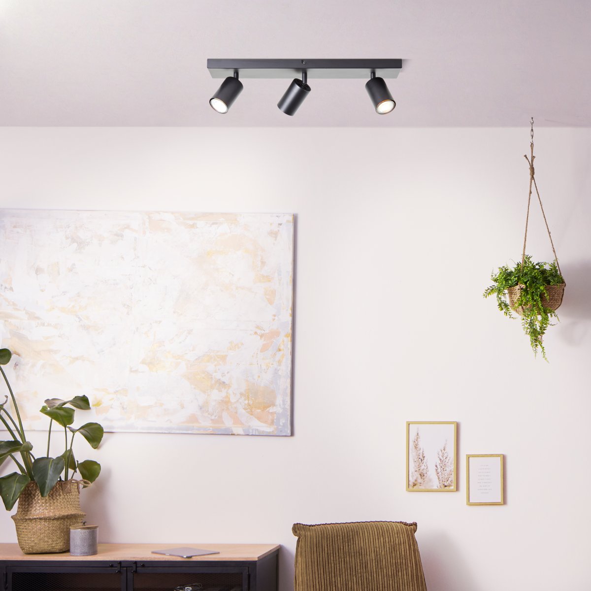 Jello 3 Mattschwarz spotlight Von Brilliant - Jello Deckenstrahler mit drei&nbsp; Lampen sind eine flexible und stilvolle Lösung für die Beleuchtung.