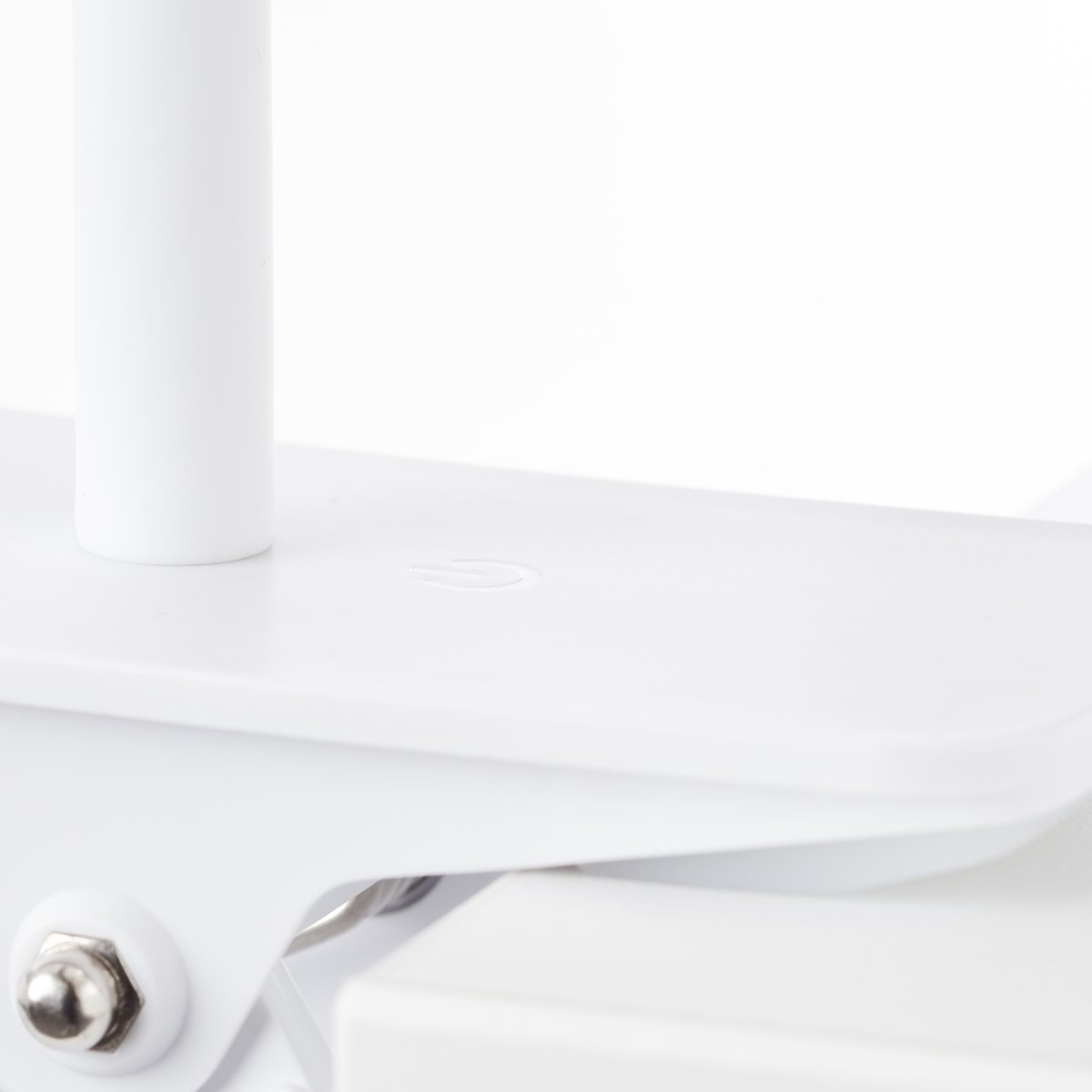 Adda Weiß klemmlampe Von Brilliant - Entdecken Sie die vielseitige Klemmleuchte Adda von Brilliant und sorgen Sie für mehr Licht in Ihrem Zuhause oder Büro!