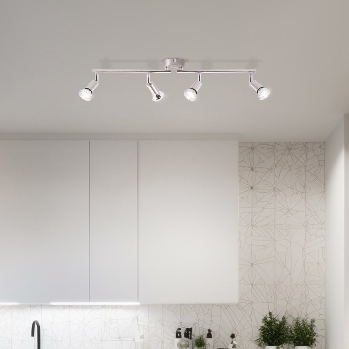 Prato 4 Nickel spotlight Von Brilliant - Perfekt, um das Licht dorthin zu lenken, wo Sie es möchten, und für eine optimale Beleuchtung in Ihrem Zuhause zu sorgen.