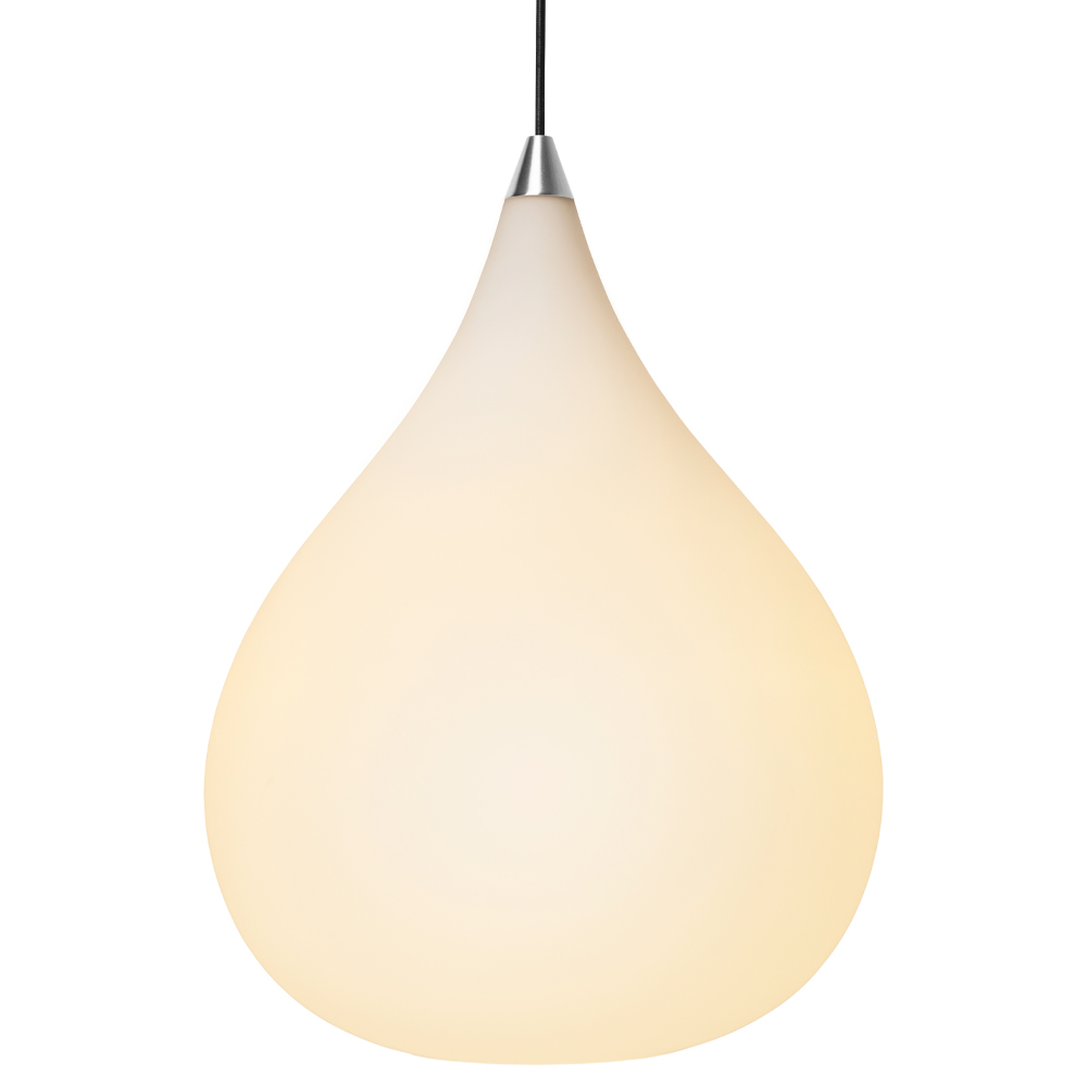 Drops Ø38 Weiß hängelampe Von Halo Design - Der Schirm aus mundgeblasenem Opalglas erzeugt eine feine Lichtstreuung und in Kombination mit den Details aus gebürstetem Aluminium trägt die Leuchte zu einer schönen Atmosphäre im Raum bei.