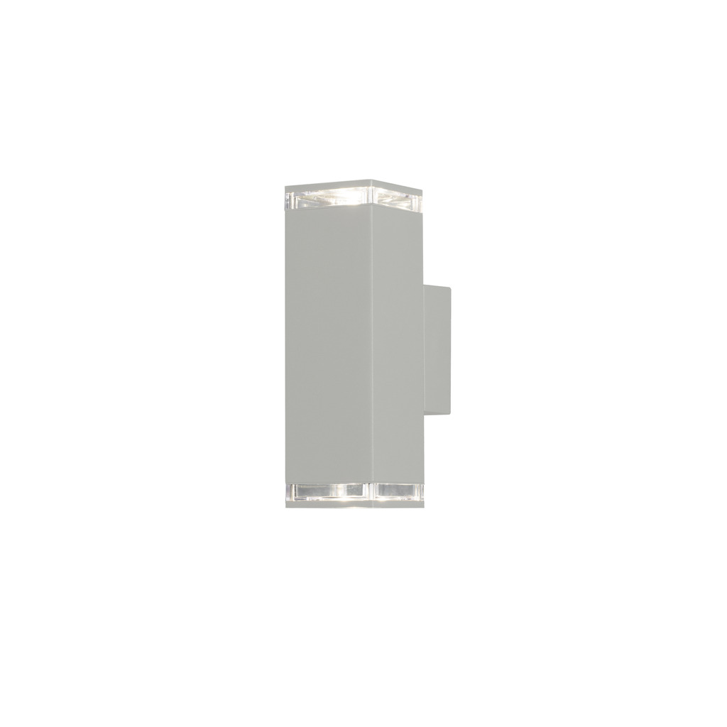 Pollux Weiß außenlampe Von Konstsmide - Es eignet sich perfekt für Eingänge und Terrassen, sorgt für angenehmes und sicheres Licht und ergänzt gleichzeitig moderne Architekturstile.