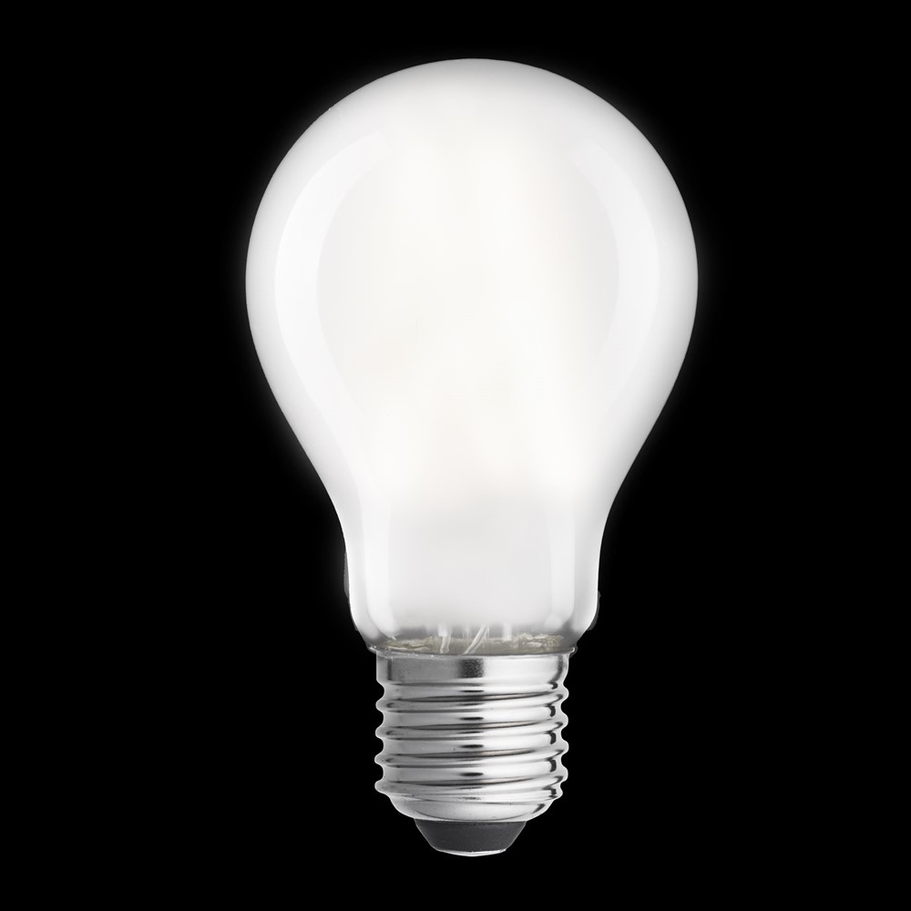 E27 normal matt 0,8W 2700K Weiß Von Unison - CLASSIC Normalmattes E27 Leuchtmittel mit einer Leistung von 0,8 W und einem angenehmen, warmen Licht von 2700 K sorgt f&uuml;r ein weiches und gleichm&auml;&szlig;iges Licht, ideal f&uuml;r die Allgemeinbeleuchtung im Haus.