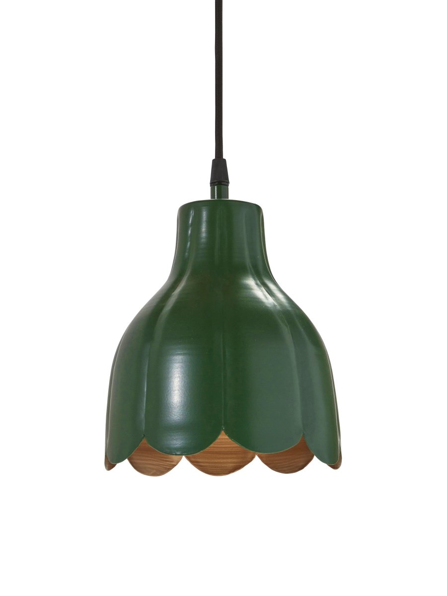 Tulippa Ø17 Grün fensterlampe Von PR Home - Die Inspiration f&uuml;r die Lampe stammt von einer Tulpe aus Carl Larssons Gem&auml;lden und G&auml;rten.