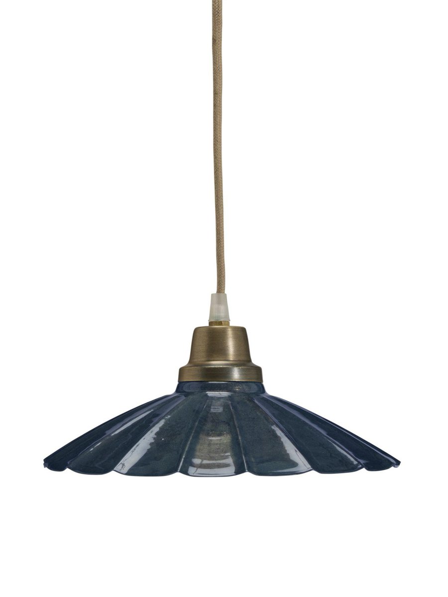 Ester Ø24 Blau fensterlampe Von PR Home - Die Fensterleuchte Ester aus Metall mit einer emaillierten Oberfl&auml;che in Marmoroptik ist ein Unikat.
