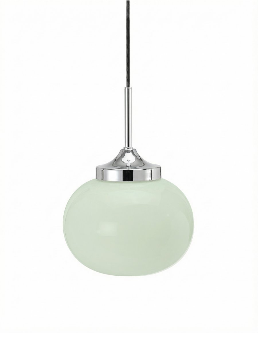 Elsy Ø18 Grün fensterlampe Von PR Home - Die Serie ist in verschiedenen Ausf&uuml;hrungen erh&auml;ltlich, sodass Sie ganz einfach eine gleichm&auml;&szlig;ige und harmonische Beleuchtung in Ihrem Zuhause schaffen k&ouml;nnen.