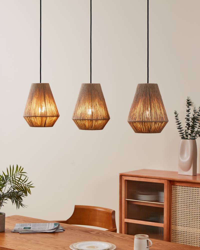 Alderney 90cm Natur hängelampe Von Eglo - Mit ihren verstellbaren Kabeln und dem warmen Licht schafft die Lampe eine gemütliche und stilvolle Atmosphäre.