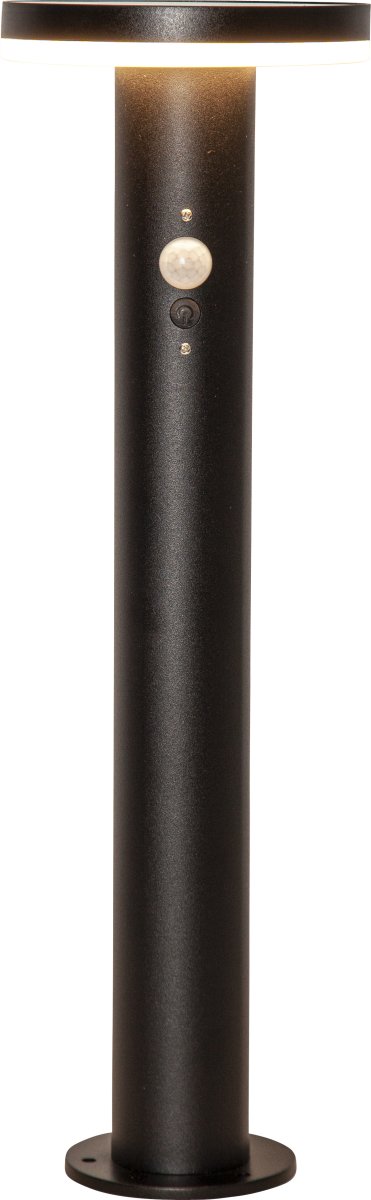 Valletta Schwarz solarleuchte Von Star Trading - Durch ein drittes Drücken auf&aring; Mit „ON“ erhalten Sie die Funktion, die etwa 45 Sekunden lang 800 Lumen liefert und dann auf 60 Lumen heruntergeht, bis der PIR aktiviert wird.