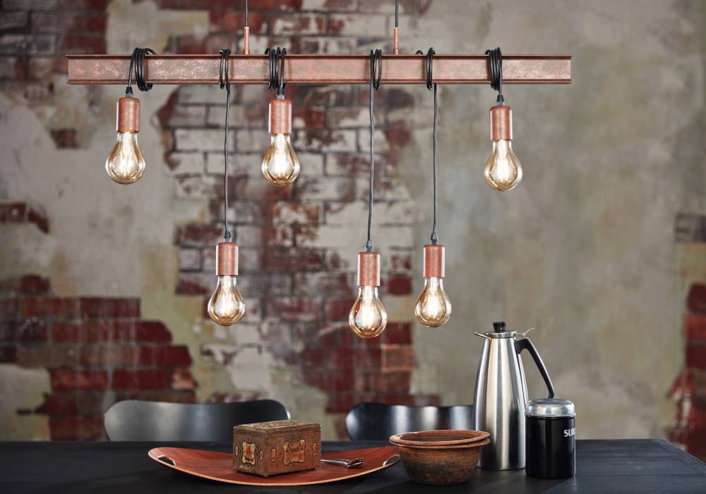 Townshend 100cm Braun hängelampe Von Eglo - Die Kombination aus Holz und Metall macht die Lampe zu einem Blickfang sowohl für moderne als auch für rustikale Inneneinrichtungen.