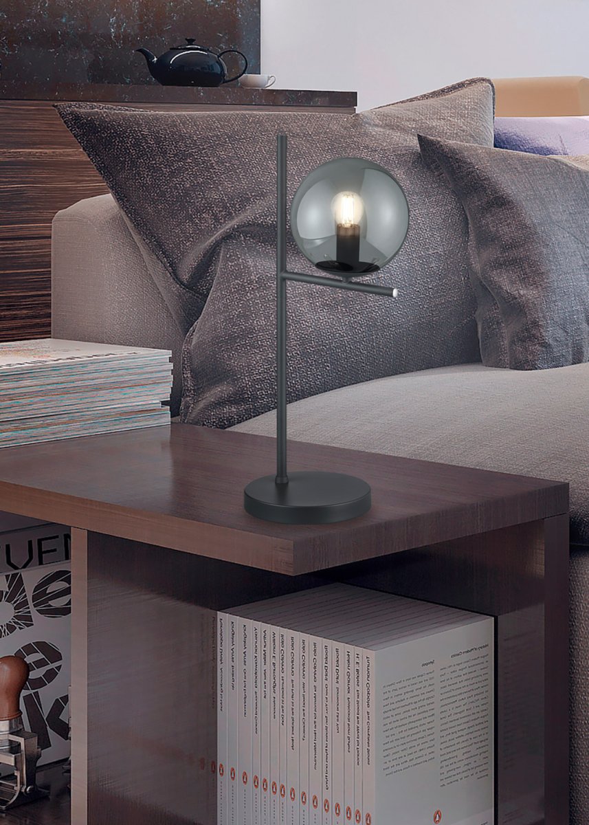 Pure 52cm Rauchfarben tischlampe Von Trio Lighting - Es eignet sich perfekt für Schreibtische, Nachttische und Sideboards.