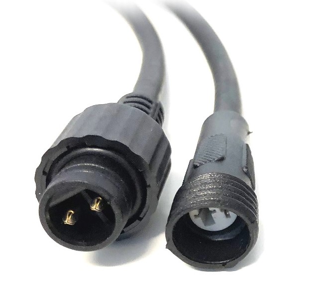 Übergang Alt Auf Neu, Neuer Stecker Schwarz Von Lightson - 15cm) mit neuem Stecker und alter Buchse, wenn Sie beispielsweise einen neuen Trafo auf alte Kabel stecken m&ouml;chten oder eine &auml;ltere Lampe an freie Anschl&uuml;sse in neuen Kabeln anschlie&szlig;en m&ouml;chten.