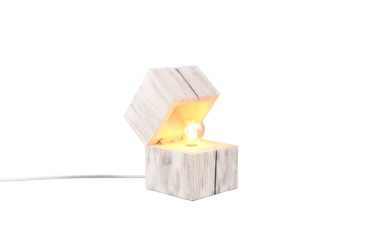 Treasure 16cm Weiß tischlampe Von Trio Lighting - Das wei&szlig;e Holzdesign f&uuml;gt sich harmonisch in bestehende Einrichtungen ein und macht die Lampe zu einem wahren Schmuckst&uuml;ck f&uuml;r jeden Raum.