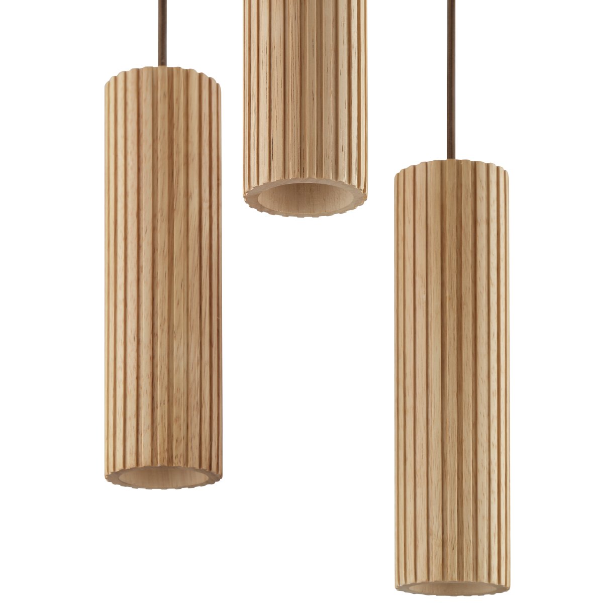 Lakewood Ø28 Holz hängelampe Von Brilliant - Die Pendelleuchte Lakewood kombiniert braunes Metall mit drei zylindrischen Schirmen aus hellem, geripptem Holz und verleiht jedem Raum eine warme und natürliche Ausstrahlung.