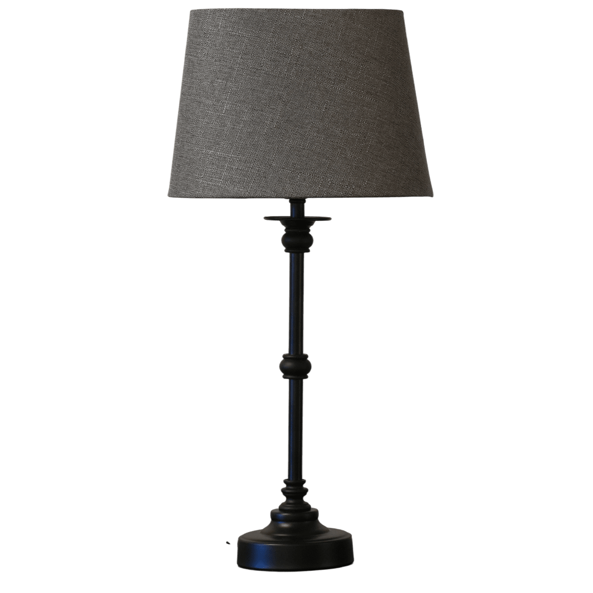Axel Mini 50cm Schwarz tischlampe Von Lampan - Die Axel mini ist eine stilvolle Tischleuchte mit klassischem Design und dekorativen Details.