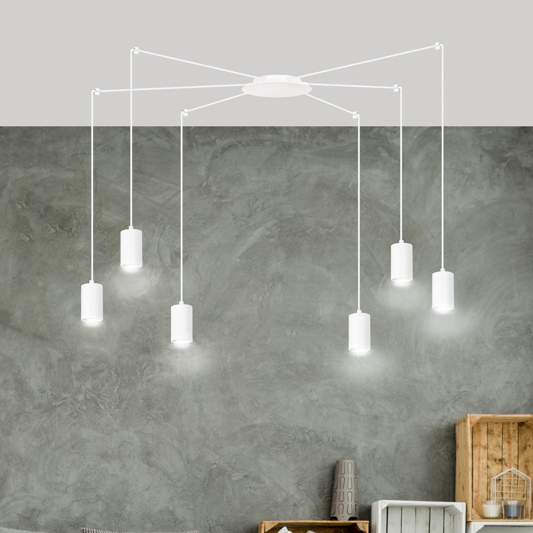 Traker 6 Weiß hängelampe Von Emibig Lighting - Traker ist eine spinnenartige Deckenleuchte, die dank ihrer langen Rohre viele Möglichkeiten bietet.