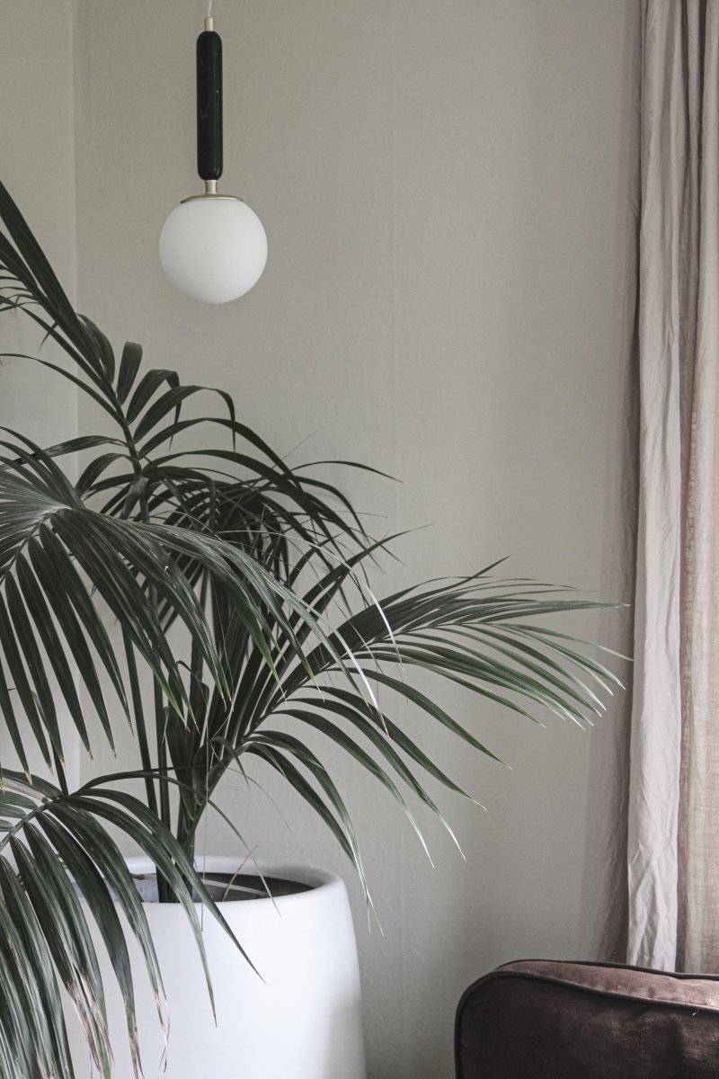 Torrano Ø15 Schwarzer Marmor fensterlampe Von Globen Lighting - Stein ist ein natürliches Material, die Farbe und Schattierungen der Marmorierung variieren und erzeugen bei jedem Stück ein einzigartiges Muster.