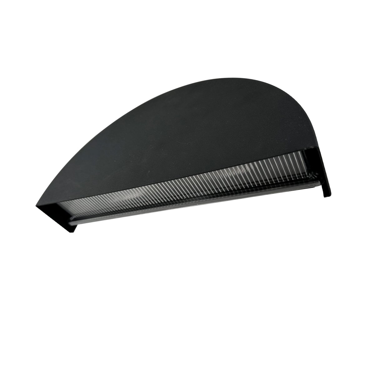 Scott Schwarz außenlampe Von Dyberg Larsen - Die Außenwandleuchte Scott ist ein zeitloser Klassiker mit wunderschönem, nach unten gerichtetem Licht, die perfekte Beleuchtung für Eingänge, Balkone und Carports.