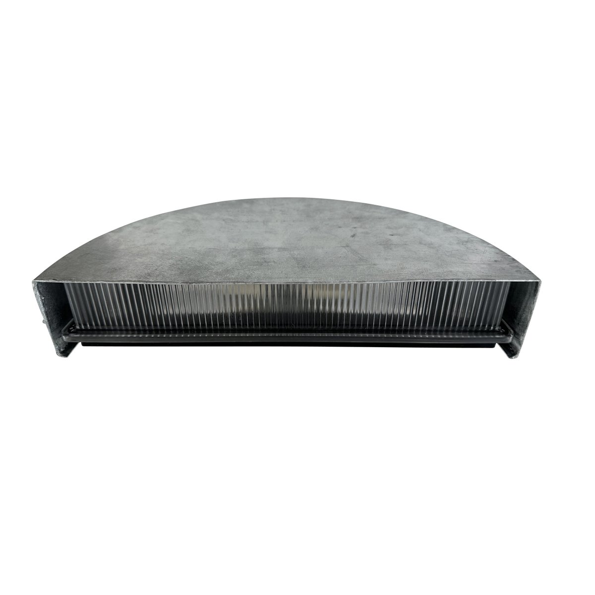 Scott Verzinkt außenlampe Von Dyberg Larsen - Die Außenwandleuchte Scott ist ein zeitloser Klassiker mit wunderschönem, nach unten gerichtetem Licht, die perfekte Beleuchtung für Eingänge, Balkone und Carports.