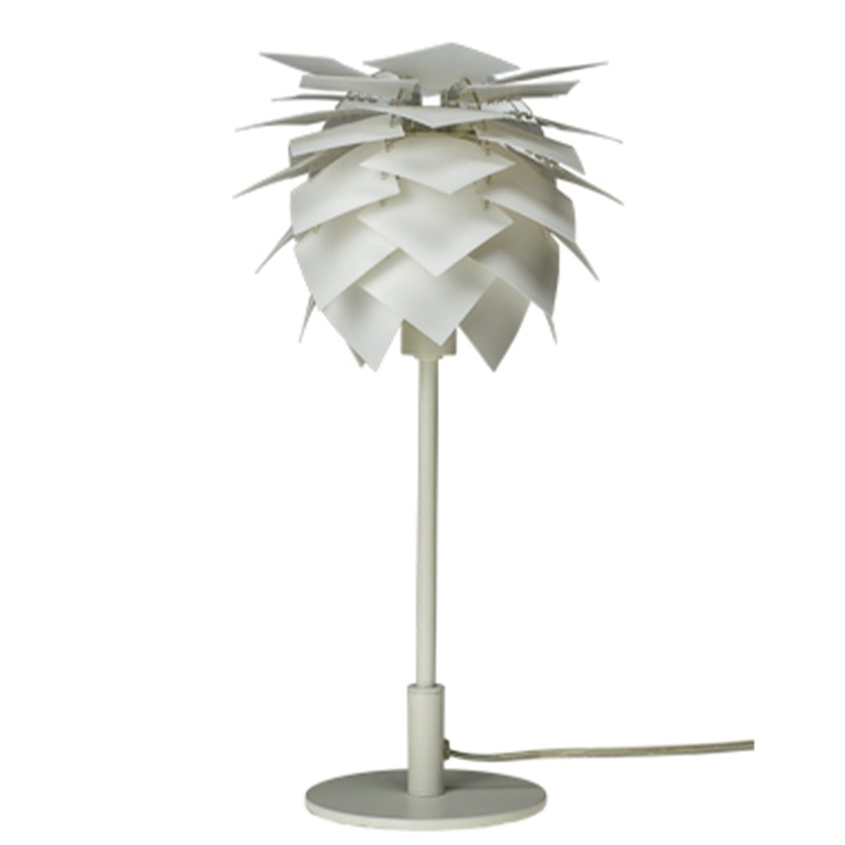 Pineapple 35cm Weiß tischlampe Von Dyberg Larsen - Erleben Sie das Beste dänischen Designs mit der Pineapple-Tischlampe – eine Lampe, die nie aus der Mode kommt.